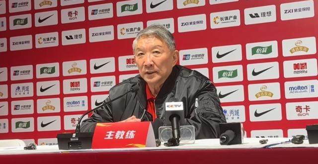开云公司-需要适应！中国女篮热身赛三分28中5，11助攻19失误