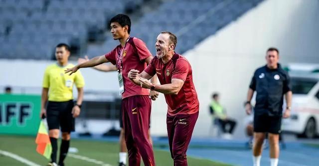 开云公司-中国U19男足1-0力克乌兹别克斯坦 新锐力量展现崛起希望